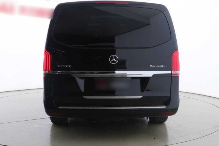 Used Mercedes-Benz V-Class 2016 V 260 L Prestige Extended Edition Exterior 8