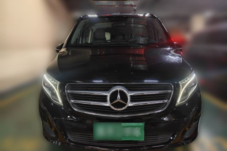 Used Mercedes-Benz V-Class 2016 V 260 Avantgarde Edition Front