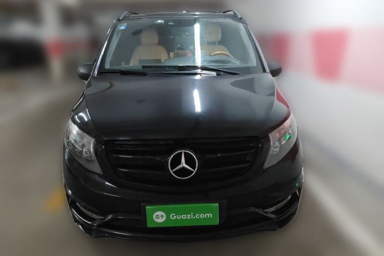 Used Mercedes-Benz V-Class  Front