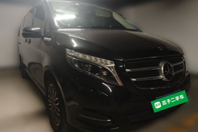 Used Mercedes-Benz V-Class 2016 V 260 Prestige Edition Front Right 45 Deg