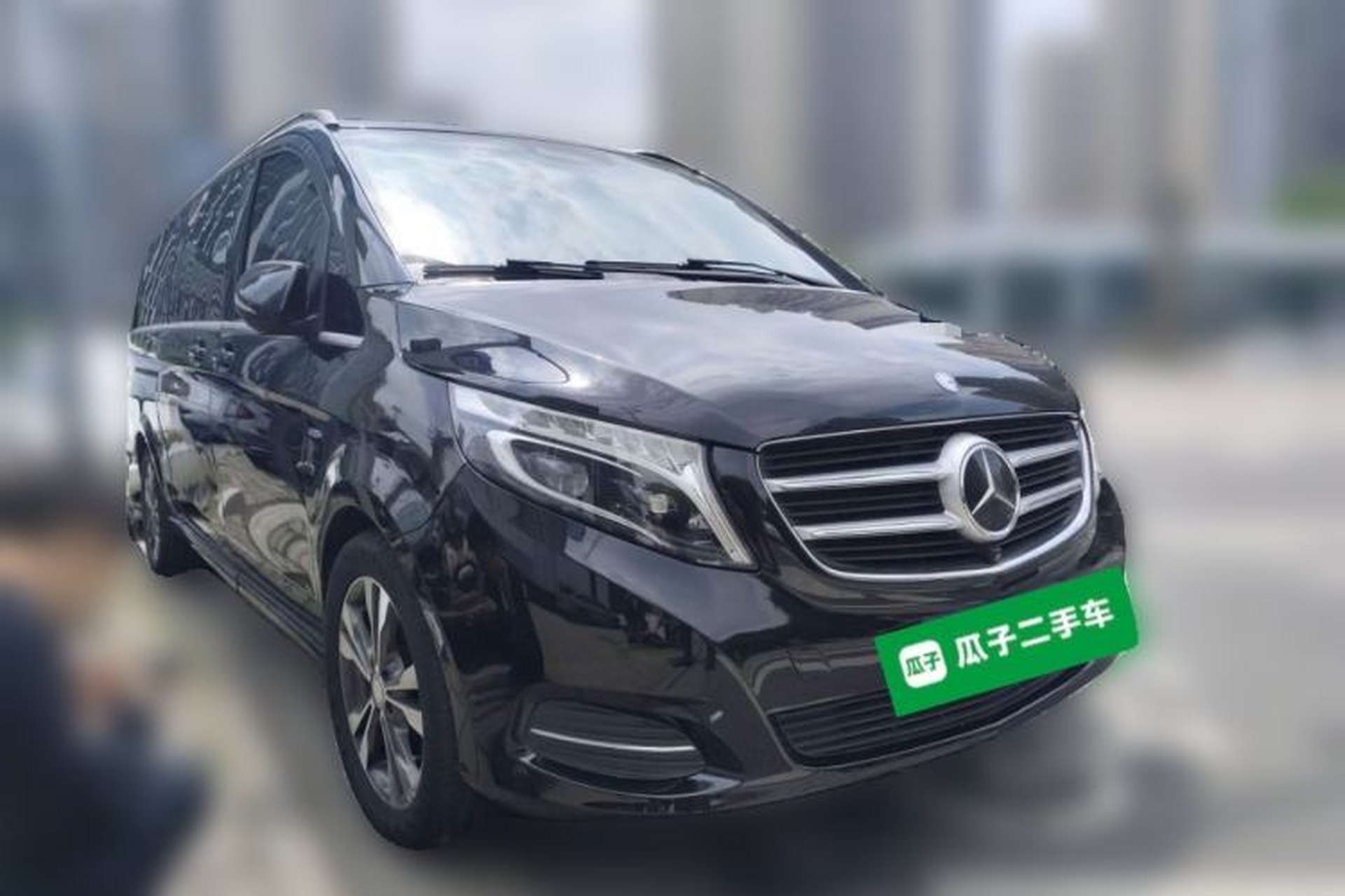 Used Mercedes-Benz V-Class 2016 V 260 L Prestige Extended Edition Front Right 45 Deg