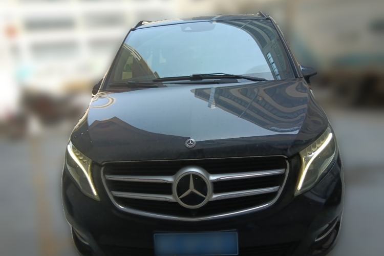 Used Mercedes-Benz V-Class 2016 V 260 L Prestige Extended Edition Front