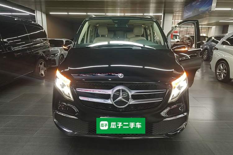 Used Mercedes-Benz V-Class 2016 V 260 Avantgarde Edition Front
