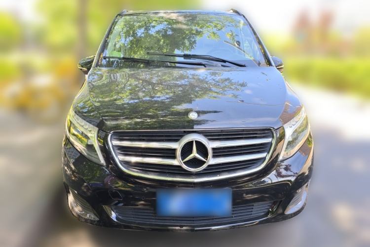 Used Mercedes-Benz V-Class 2016 V 260 Avantgarde Edition Front