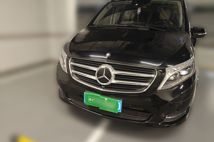 Used Mercedes-Benz V-Class 2016 V 260 L Prestige Extended Edition Front