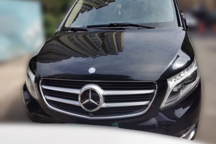 Used Mercedes-Benz V-Class 2016 V 260 Prestige Edition Front