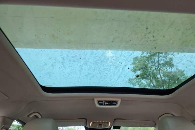 Used Mercedes-Benz V-Class 2016 V 260 Prestige Edition Headliner