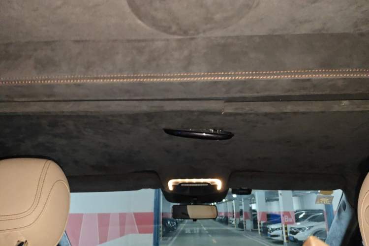 Used Mercedes-Benz V-Class  Headliner