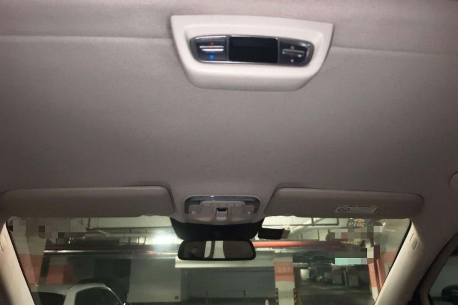 Used Mercedes-Benz V-Class 2016 V 260 Prestige Edition Headliner