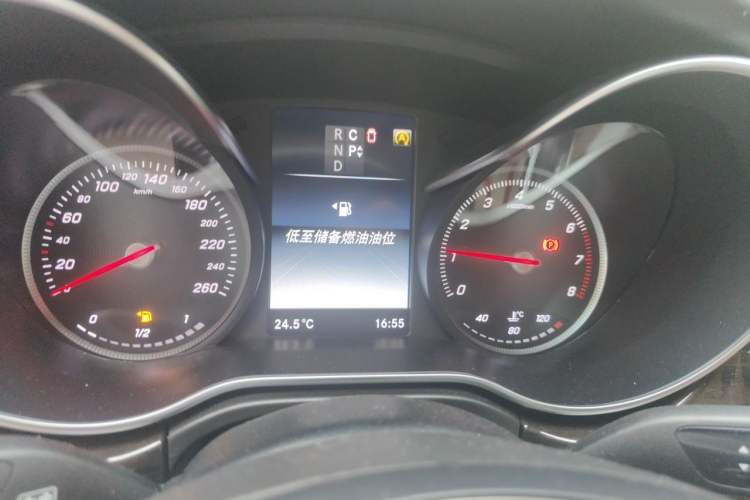 Used Mercedes-Benz V-Class 2016 V 260 Avantgarde Edition Instrument Cluster