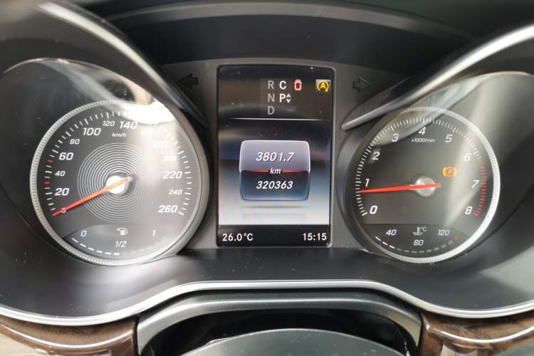 Used Mercedes-Benz V-Class 2016 V 260 Prestige Edition Instrument Cluster