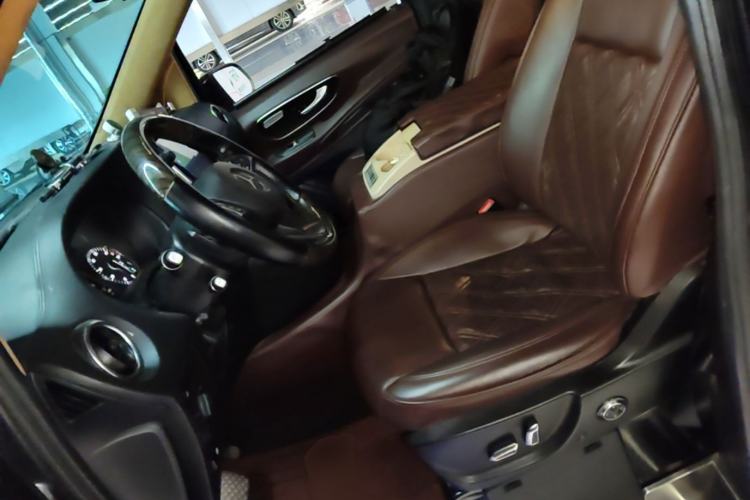 Used Mercedes-Benz V-Class 2016 V250 2.0T U.S. Spec Left Front Seat