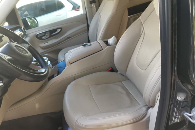 Used Mercedes-Benz V-Class 2016 V 260 L Prestige Extended Edition Left Front Seat