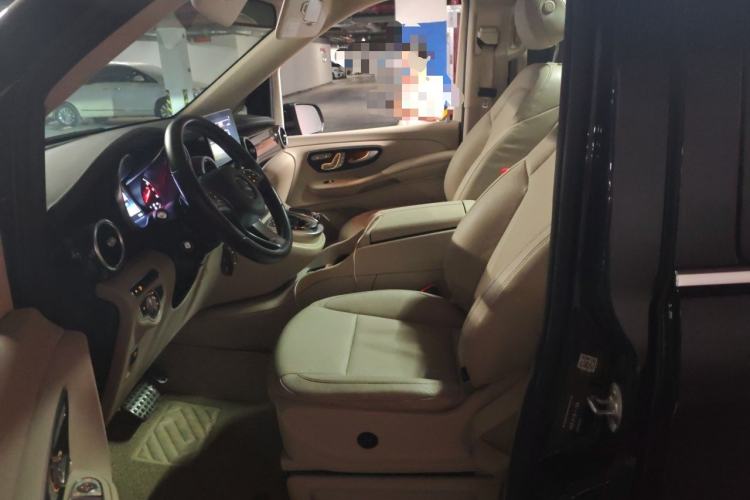 Used Mercedes-Benz V-Class 2016 V 260 Prestige Edition Left Rear Seat