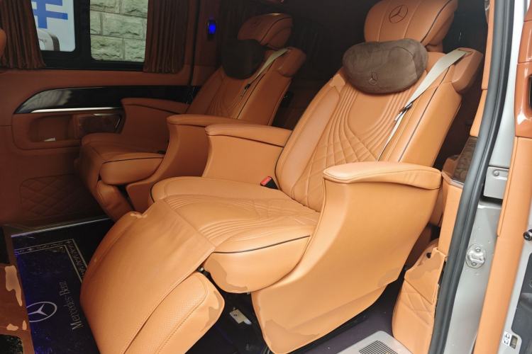 Used Mercedes-Benz V-Class 2016 V 260 Prestige Edition Left Rear Seat