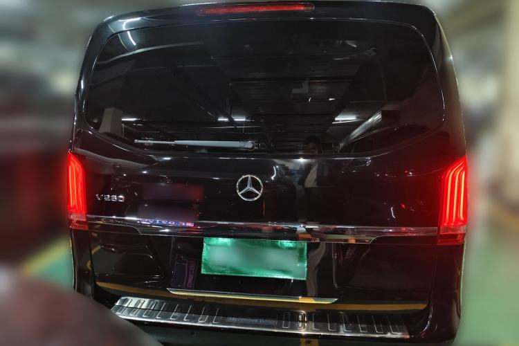 Used Mercedes-Benz V-Class 2016 V 260 Avantgarde Edition Rear