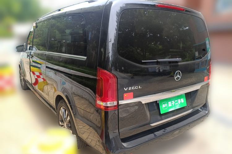 Used Mercedes-Benz V-Class 2016 V 260 L Prestige Extended Edition Rear Left 45 Deg