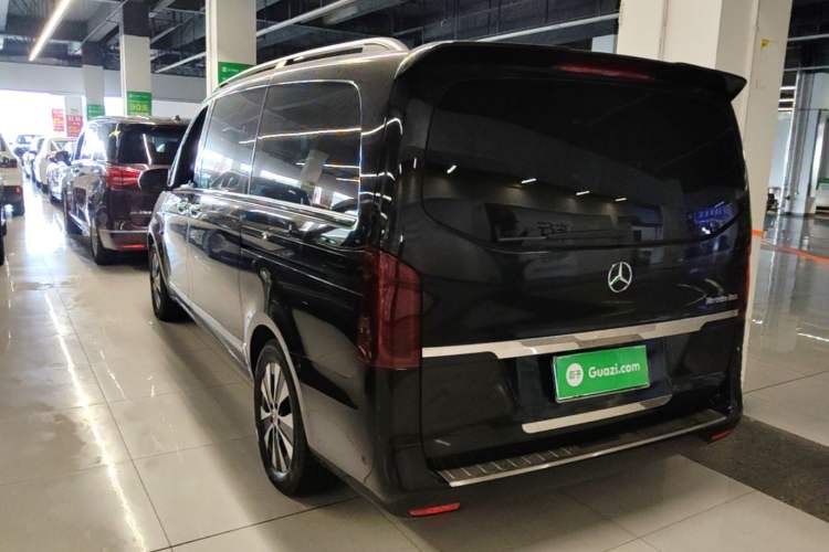 Used Mercedes-Benz V-Class 2016 V250 2.0T U.S. Spec Rear Left 45 Deg