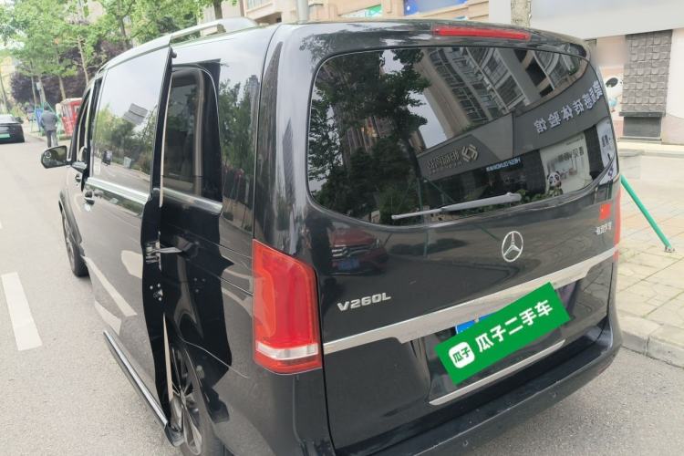 Used Mercedes-Benz V-Class 2016 V 260 L Prestige Extended Edition Rear Left 45 Deg