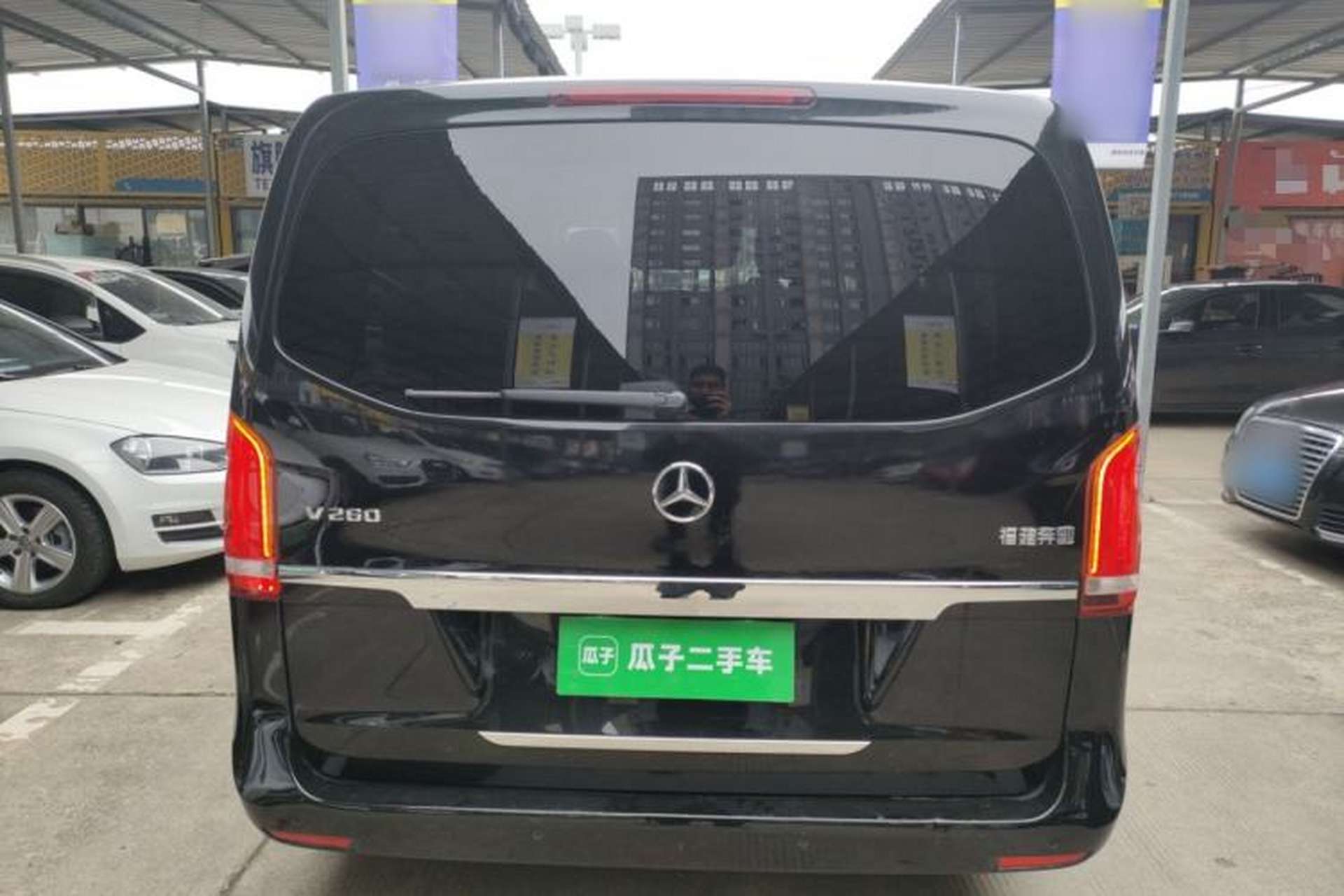 Used Mercedes-Benz V-Class 2016 V 260 Avantgarde Edition Rear