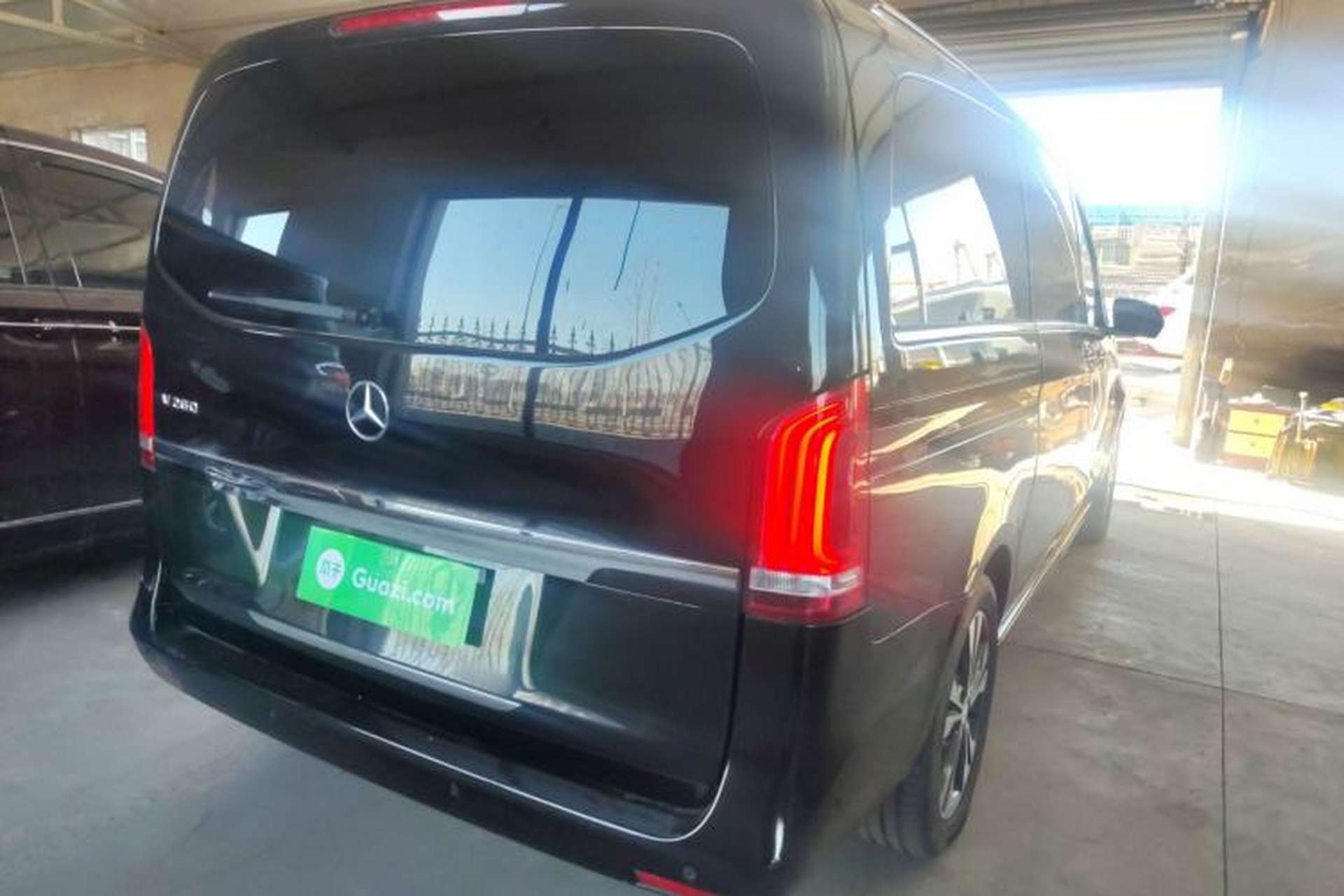 Used Mercedes-Benz V-Class 2016 V 260 Prestige Edition Rear Right 45 Deg