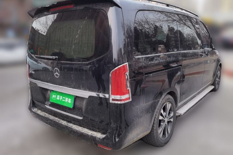Used Mercedes-Benz V-Class 2016 V 260 Avantgarde Edition Rear Right 45 Deg