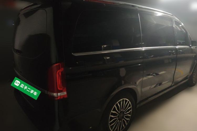 Used Mercedes-Benz V-Class 2016 V 260 Prestige Edition Rear Right 45 Deg