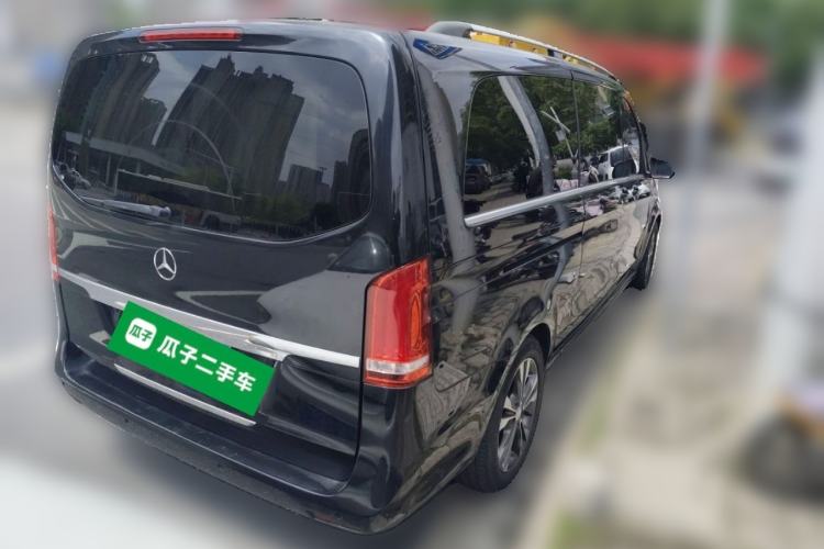 Used Mercedes-Benz V-Class 2016 V 260 L Prestige Extended Edition Rear Right 45 Deg
