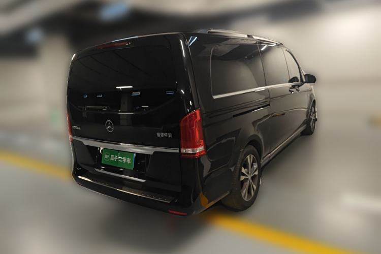 Used Mercedes-Benz V-Class 2016 V 260 L Prestige Extended Edition Rear Right 45 Deg