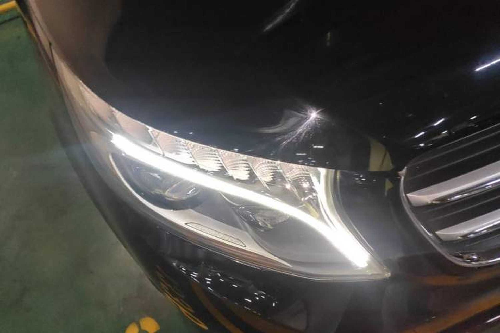 Used Mercedes-Benz V-Class 2016 V 260 Avantgarde Edition Right Front Headlight