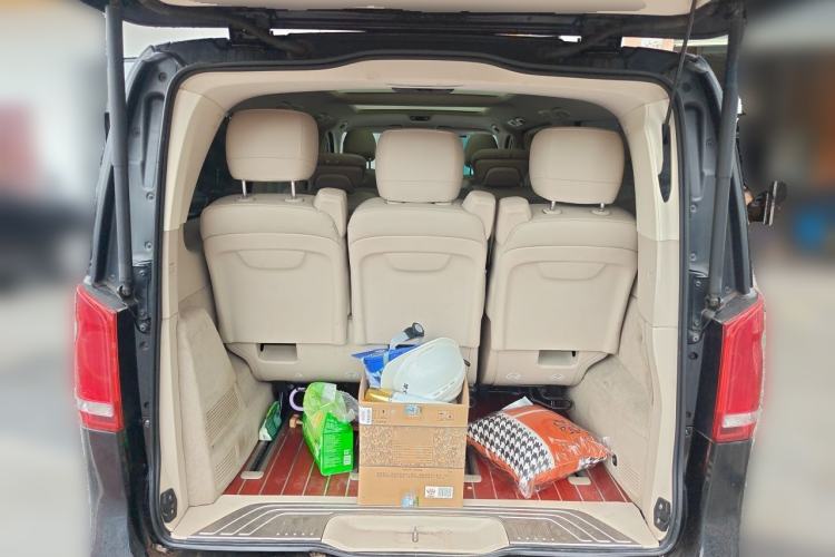 Used Mercedes-Benz V-Class 2016 V 260 L Prestige Extended Edition Trunk