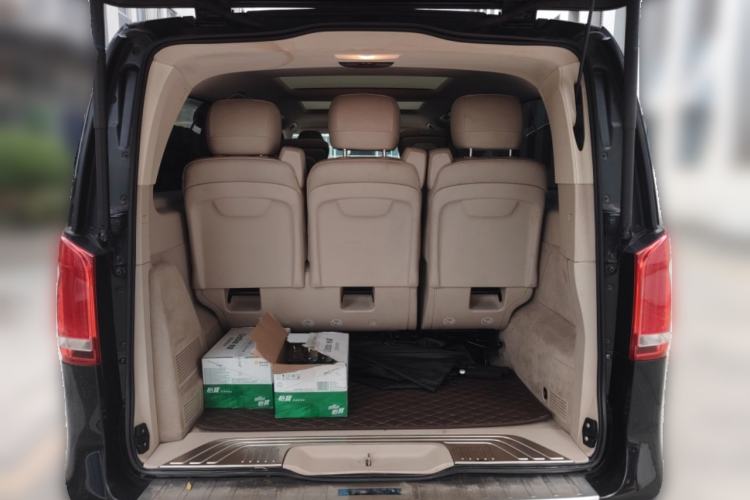 Used Mercedes-Benz V-Class 2016 V 260 L Prestige Extended Edition Trunk
