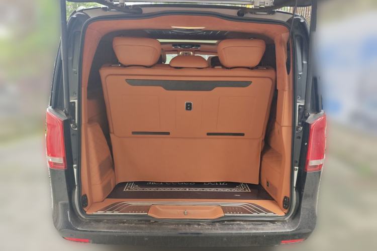 Used Mercedes-Benz V-Class 2016 V 260 Prestige Edition Trunk