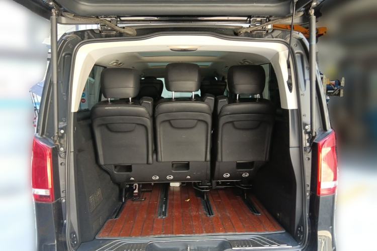 Used Mercedes-Benz V-Class 2016 V 260 L Prestige Extended Edition Trunk