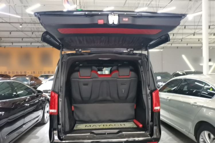 Used Mercedes-Benz V-Class 2016 V 260 L Prestige Extended Edition Trunk