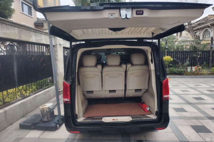 Used Mercedes-Benz V-Class 2016 V 260 L Prestige Extended Edition Trunk