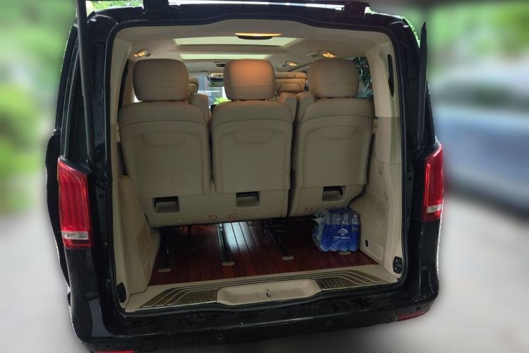 Used Mercedes-Benz V-Class 2016 V 260 Prestige Edition Trunk