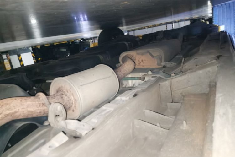Used Mercedes-Benz V-Class 2016 V 260 Avantgarde Edition Chassis Front Right