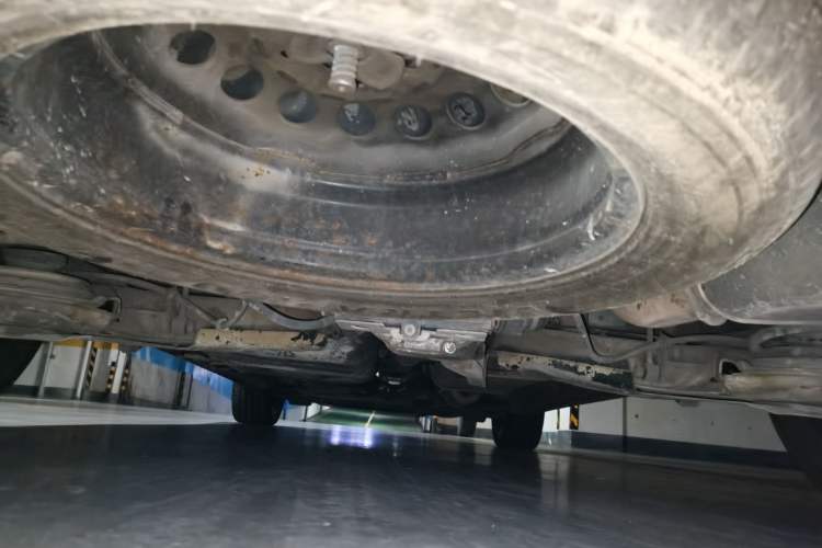 Used Mercedes-Benz V-Class 2016 V 260 Avantgarde Edition Chassis Rear