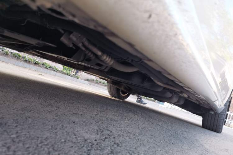 Used Mercedes-Benz V-Class 2016 V 260 L Prestige Extended Edition Chassis Front Left