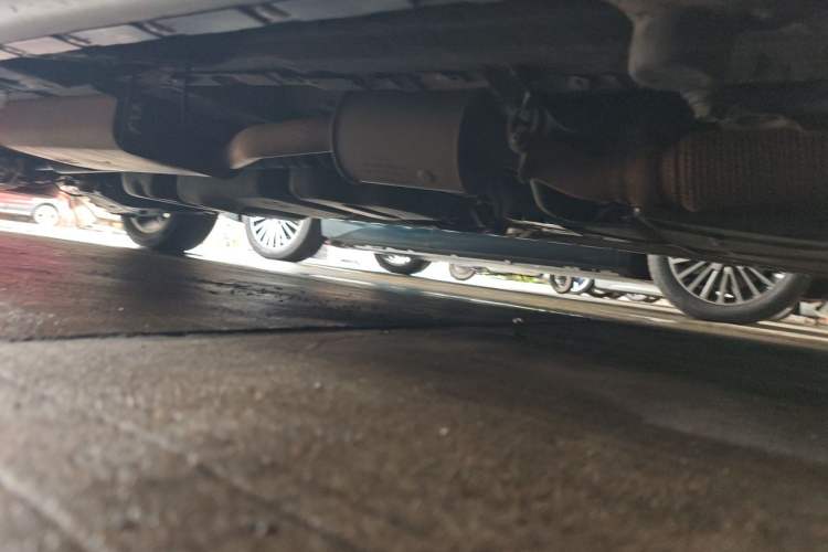 Used Mercedes-Benz V-Class 2016 V 260 L Prestige Extended Edition Chassis Front Right