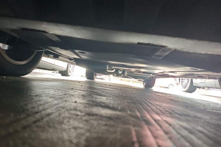 Used Mercedes-Benz V-Class 2016 V 260 L Prestige Extended Edition Chassis Front