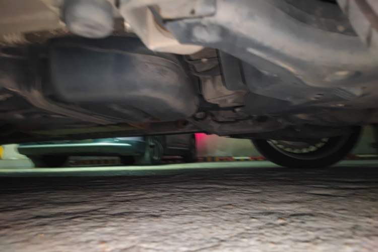 Used Mercedes-Benz V-Class 2016 V 260 Prestige Edition Chassis Rear Left