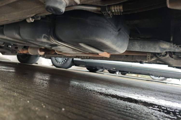 Used Mercedes-Benz V-Class 2016 V 260 L Prestige Extended Edition Chassis Rear Left
