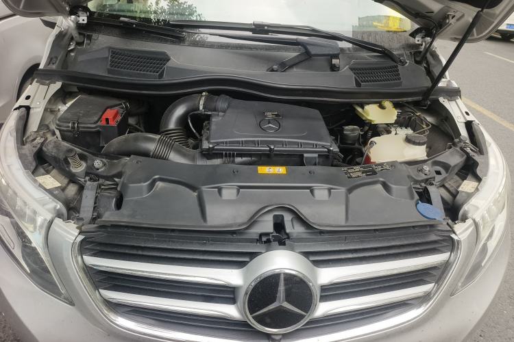 Used Mercedes-Benz V-Class 2016 V 260 L Prestige Extended Edition Engine Bay