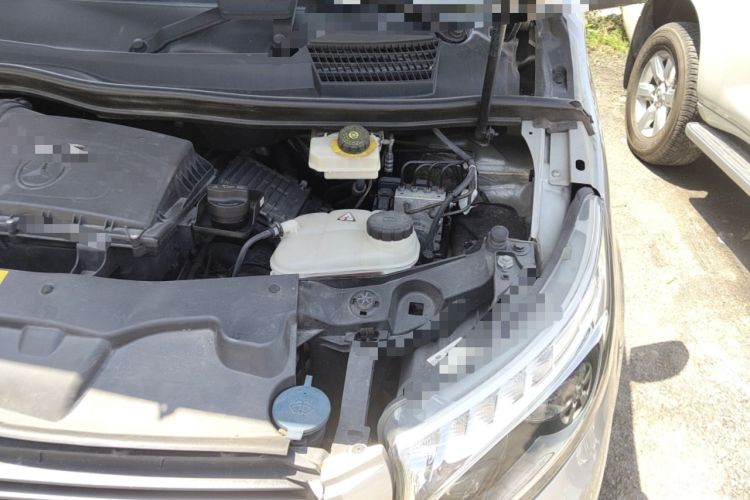 Used Mercedes-Benz V-Class 2016 V 260 L Prestige Extended Edition Engine Bay Left