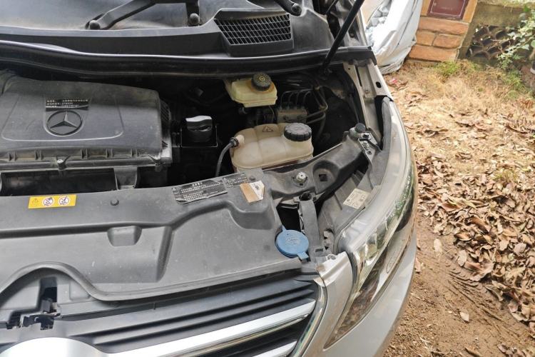 Used Mercedes-Benz V-Class 2016 V 260 Prestige Edition Engine Bay Left