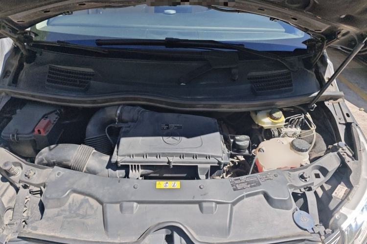 Used Mercedes-Benz V-Class 2016 V 260 Prestige Edition Engine Bay