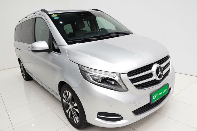 Used Mercedes-Benz V-Class 2016 V 260 L Prestige Extended Edition Exterior 1
