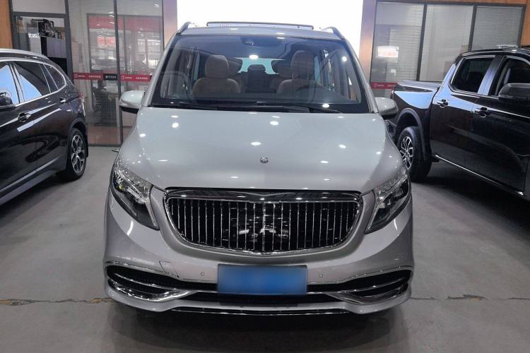 Used Mercedes-Benz V-Class 2016 V 260 Prestige Edition Exterior 1